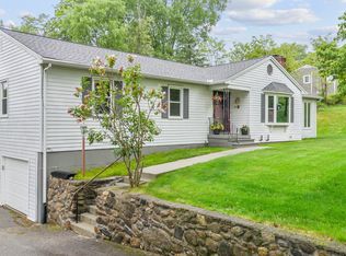 18 Jericho Rd, Middlebury, CT 06762