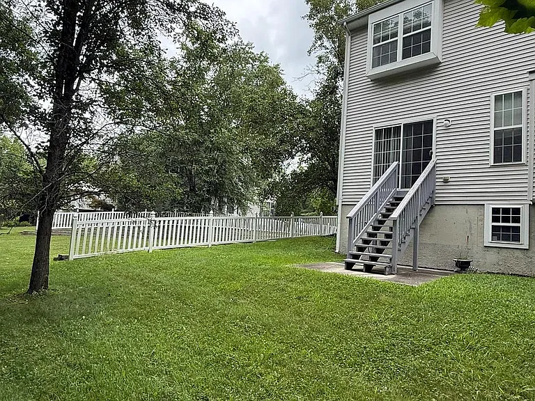 47 Ross Way — Photo 45