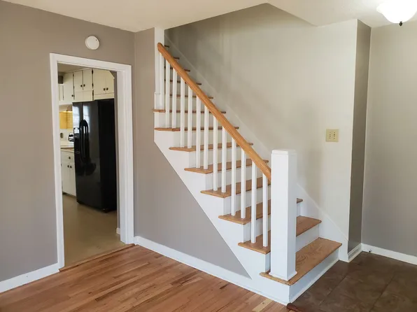 1815 SW Webster Ave, Topeka, KS 66604