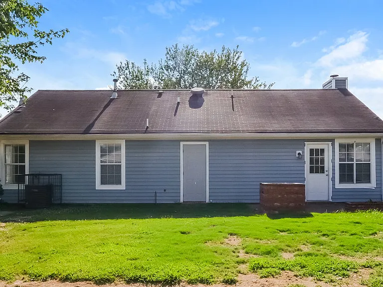 7714 Spring Morning Ct — Photo 16