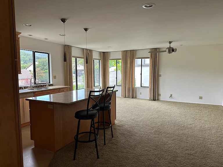 40 Shannon Ct — Photo 6