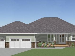 944 51st Ave W, West Fargo, ND