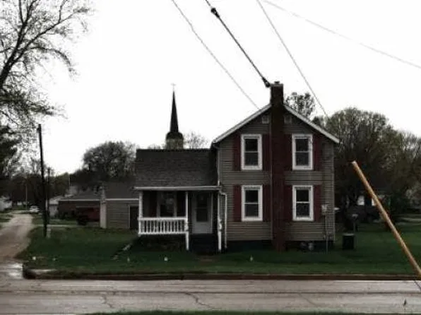 219 W Railroad St, Sheffield, IL 61361