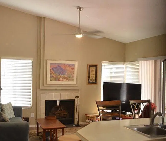 5461 N Waterfield Dr — Photo 5
