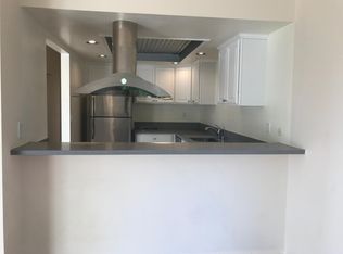 6963 Sandpiper Pl, Carlsbad, CA 92009