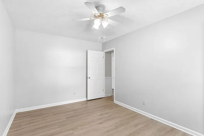 6329 Rustic Rdg — Photo 26