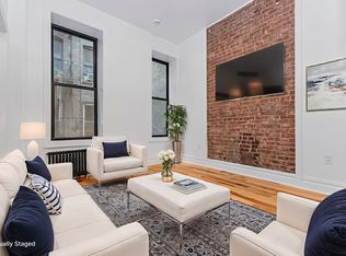 331 W 16th St #3, New York, NY 10011
