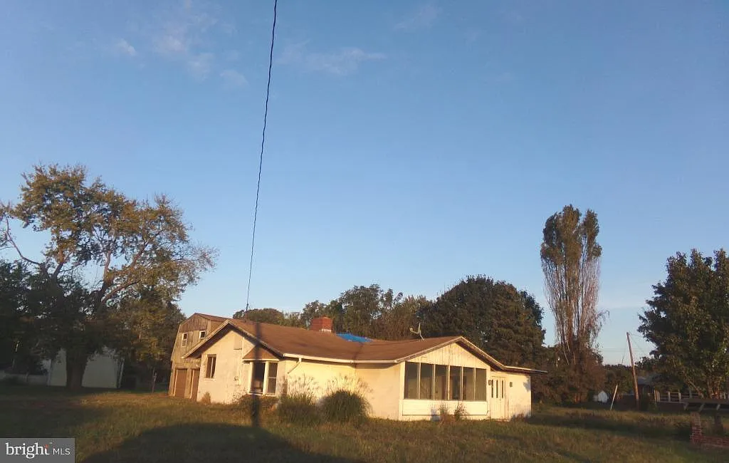 5904 Williams St photo 1