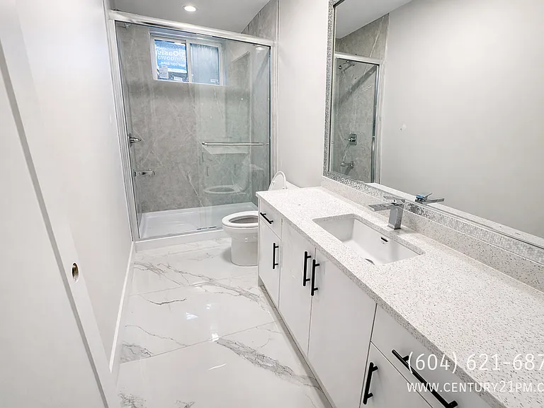 20264 27a Ave #1 — Photo 3
