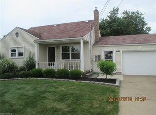 975 5th St, Struthers, OH 44471