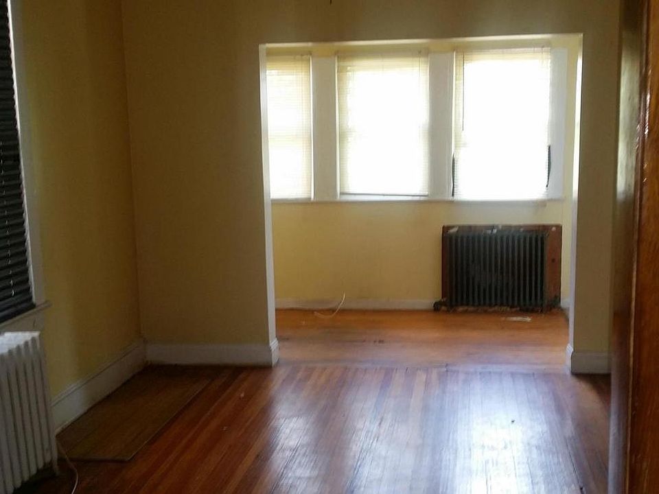 1st image of 3626 Horner Pl SE