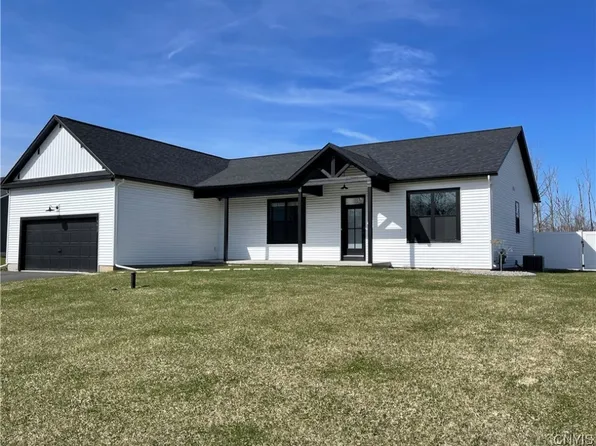 9613 Kenzie Grace Path, Brewerton, NY 13029