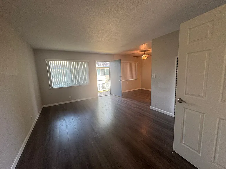 3001 Magliocco Dr — Photo 2