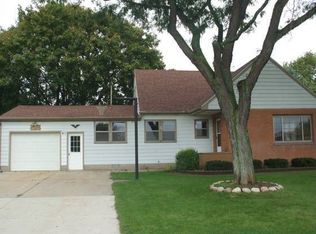 411 E Main St, Westphalia, MI 48894
