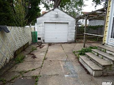 2nd image of 8078 209th St