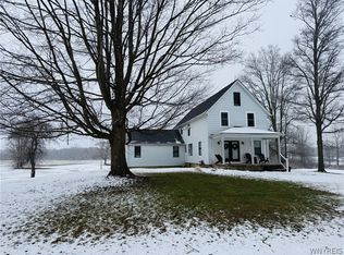 14897 S Quaker Rd, Gowanda, NY 14070