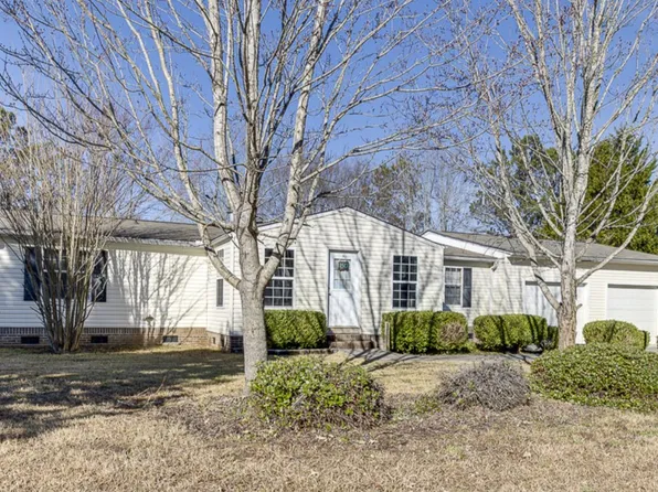 150 Spring Lake Dr, Greenwood, SC 29649
