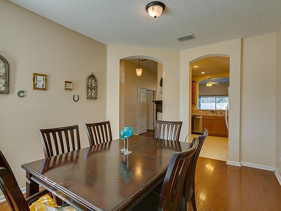 5th image of 1530 Cotton Clover Dr