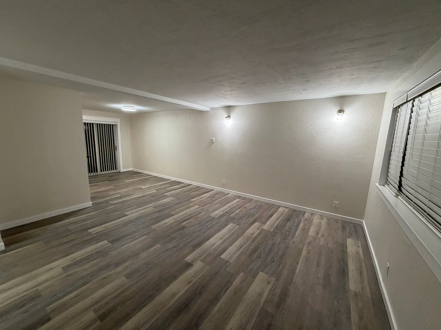 2 bed, 1000 sqft, $1,095 — Photo 1