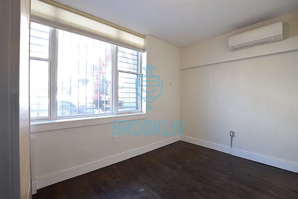 Rented by null | media 18