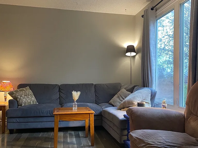1201 Afton Dr #4 — Photo 3