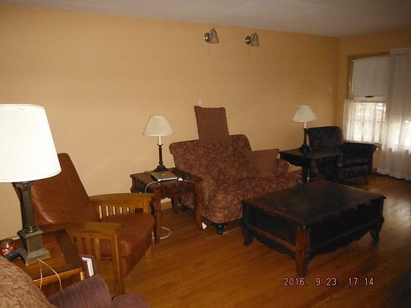 2nd image of 4310 N Newland Ave