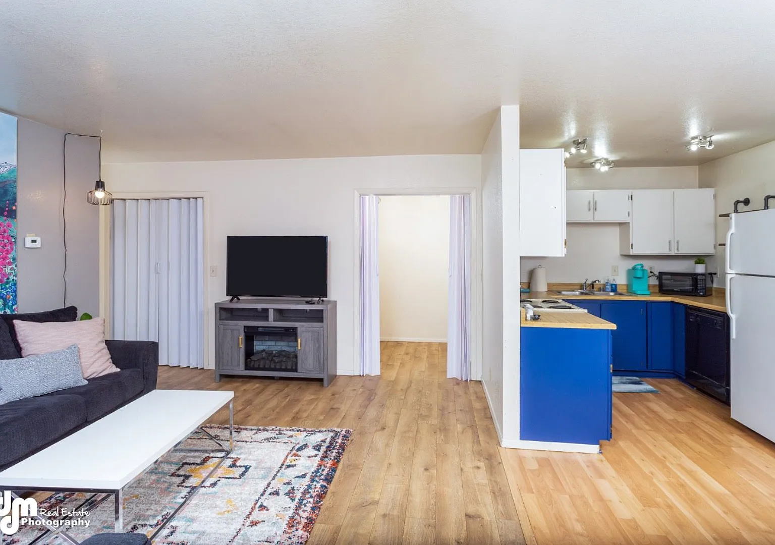 76th Ave Duplex — Photo 4