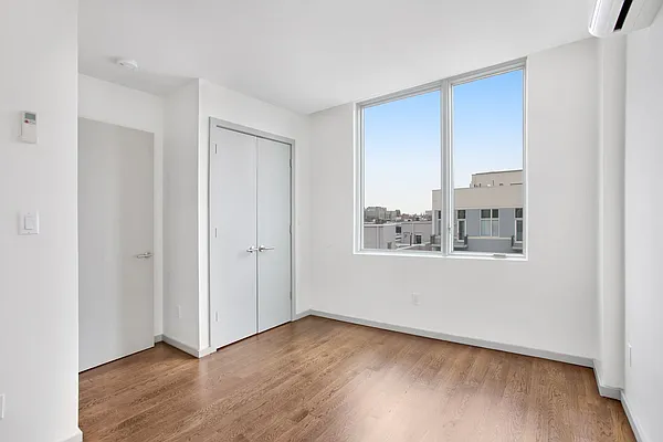 Rented by Carnegie Management Inc | media 6