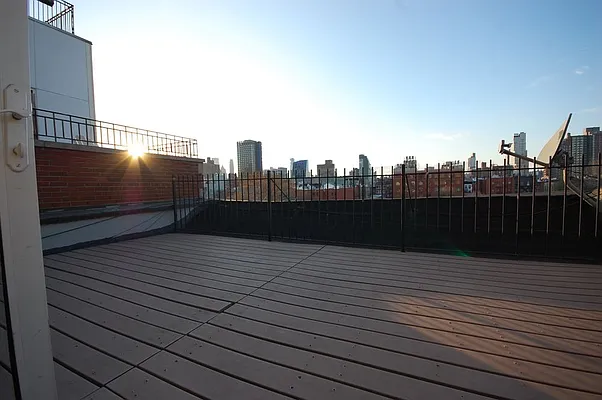 Rented by REAL New York | media 9