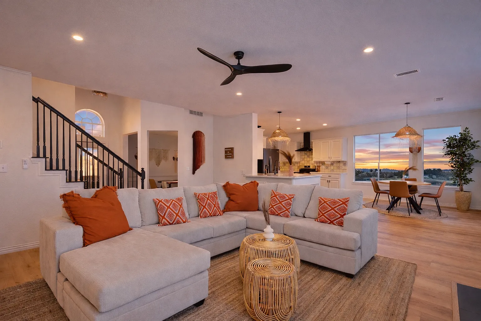 5615 Teal Ct — Photo 3