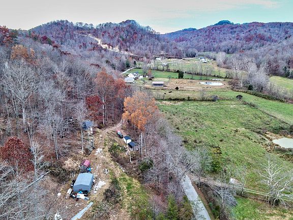 4th image of 414 Upper Cane Creek Rd