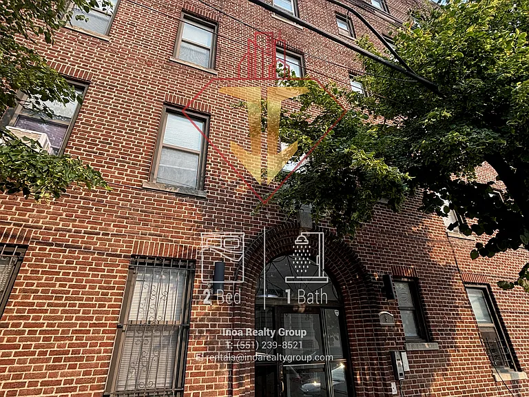 7-11 Garrison Ave #34 — Photo 1