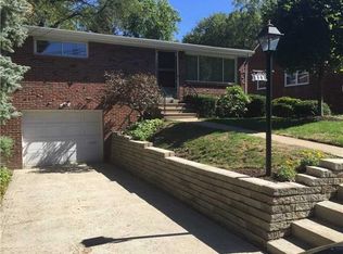 809 Chestnut St, Carnegie, PA 15106