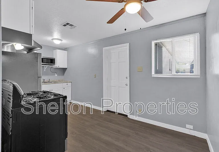 6022 S 3rd St #2 — Photo 7