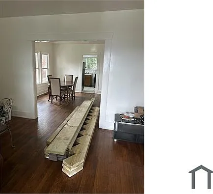 2304 29th St W — Photo 9