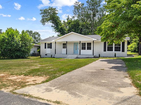 3rd image of 6605 Abbey Ln
