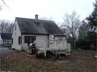 31 Pennywood Ln, Willimantic, CT 06226