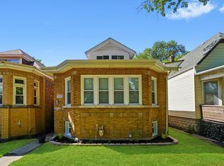 7212 S Artesian Ave, Chicago, IL 60629