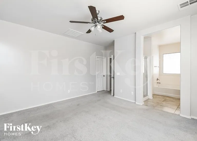 4191 E Velasco St — Photo 9