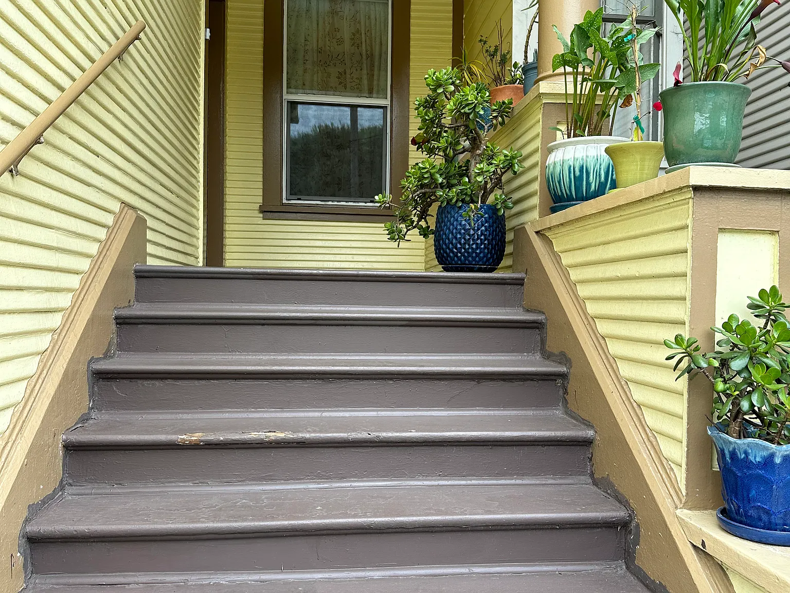529 Flood Avenue — Photo 2