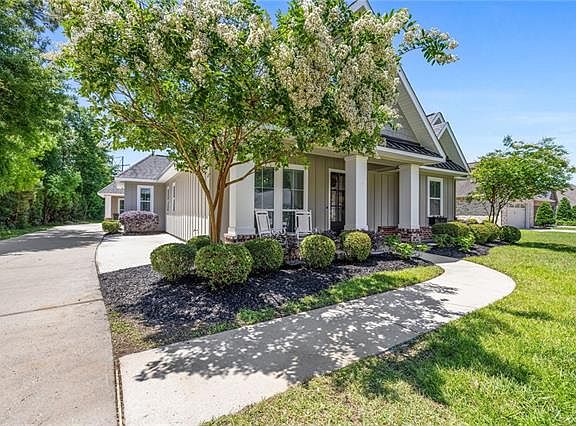 2nd image of 1029 Spring Haven Ln