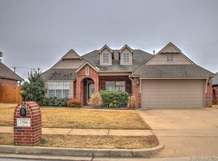 1706 W 120th Ct, Jenks, OK 74037