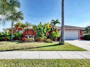 10761 Fox Glen Dr, Boca Raton, FL 33428
