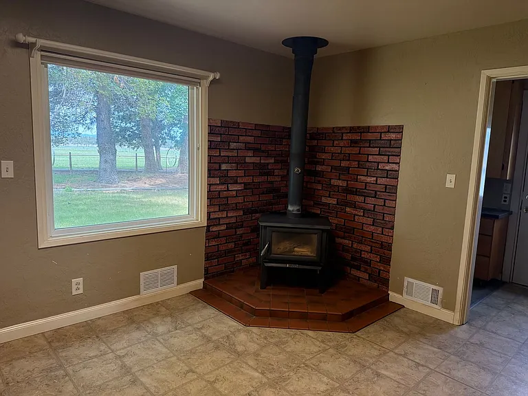 21730 NE Butler Market Rd — Photo 14