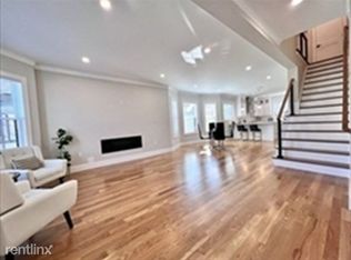 14 Park Rd #16, Belmont, MA 02478