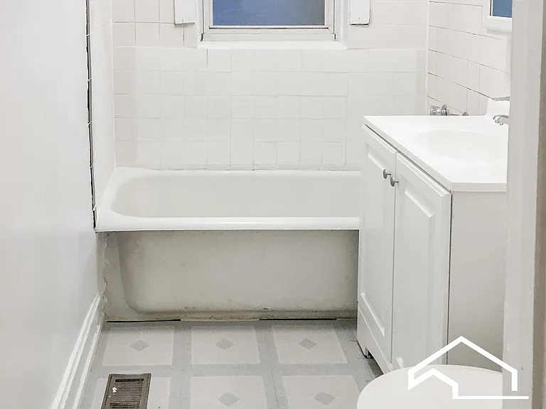 5039 N Wolcott Ave #1 — Photo 6
