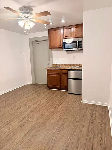 Floor plan B4 BACHELOR