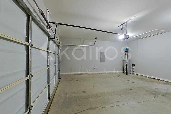7071 Shadesbrook Cir — Photo 16