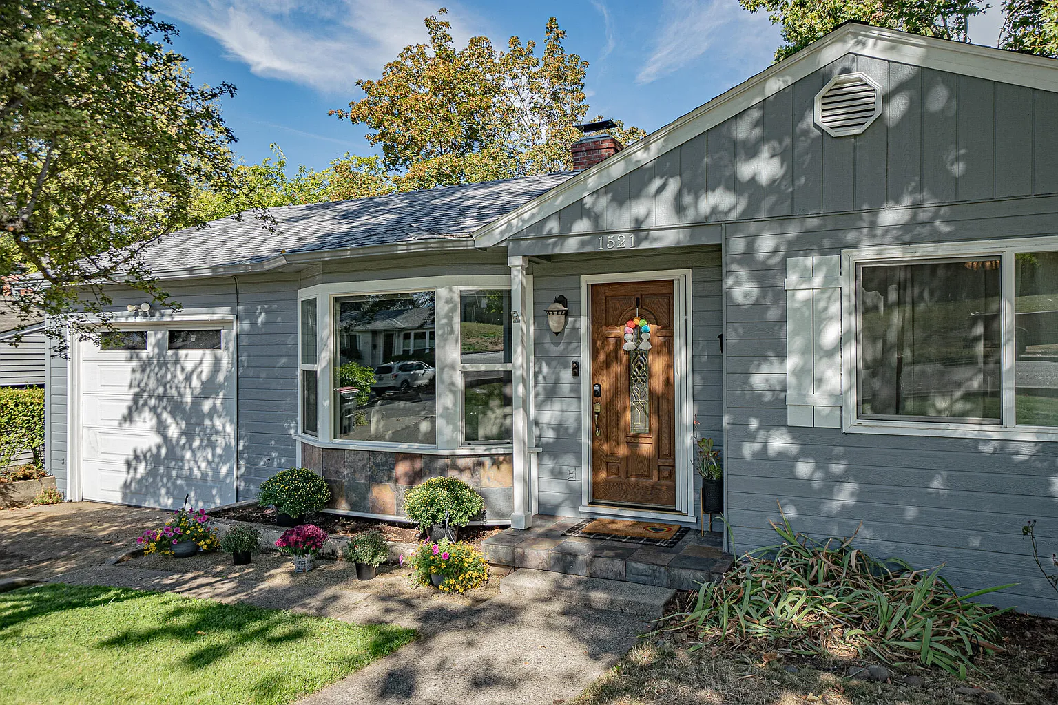 1521 Terrace Dr photo 1
