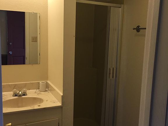 Bathroom #1 (with shower stall)
